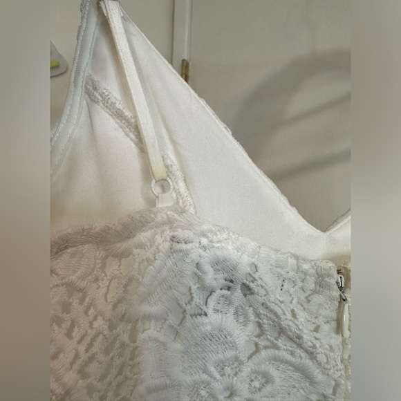 FOREVER 21 Lace Overlay White Midi Dress EUC - Picture 13 of 13